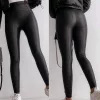 Plus size bőrhatású bélelt leggings – Fekete