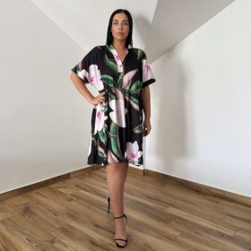 Plus size ingnyakú ruha- fekete virág mintás